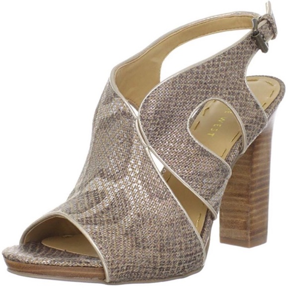 Nine West Shoes - Nine West Snake Skin Heels size 8.5